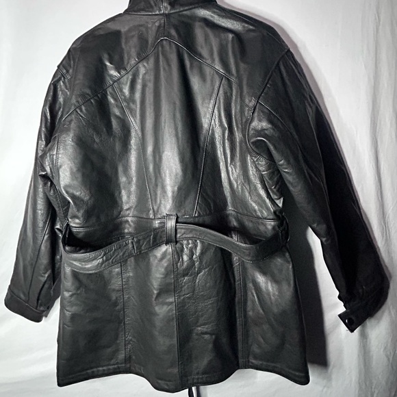 Sold - Picture 3 of 7